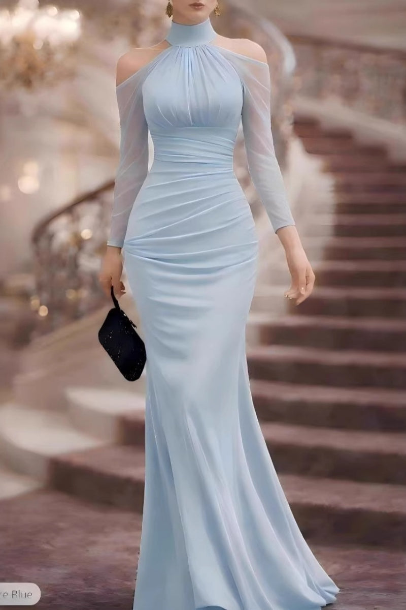 Vestido Maxi Negro con Halter y Manga Transparente