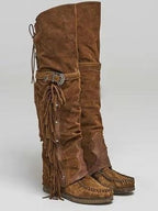 Botas Mosqueteras con Flecos y Remaches