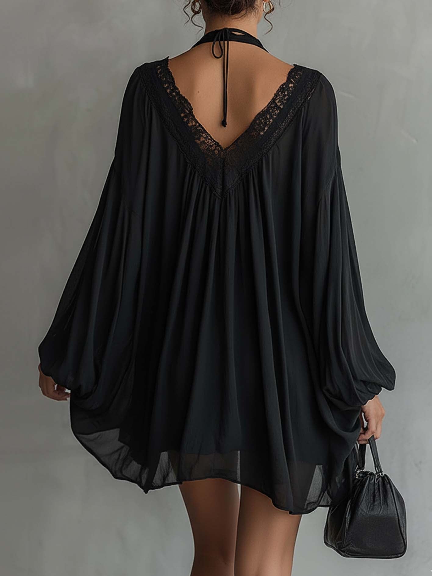 Vestido Mini Negro de Encaje con Espalda Abierta
