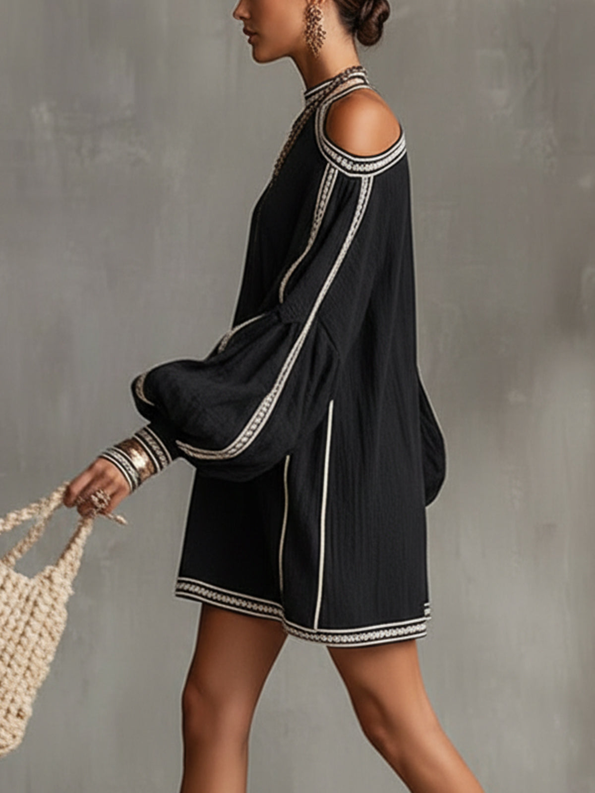 Vestido Mini Negro Boho con Manga Farol