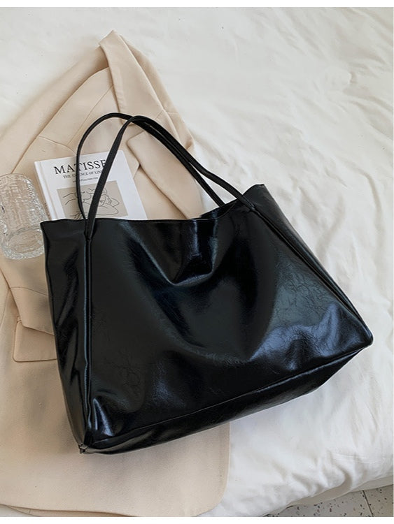 Bolso Bucket de Piel Suave Gran Capacidad