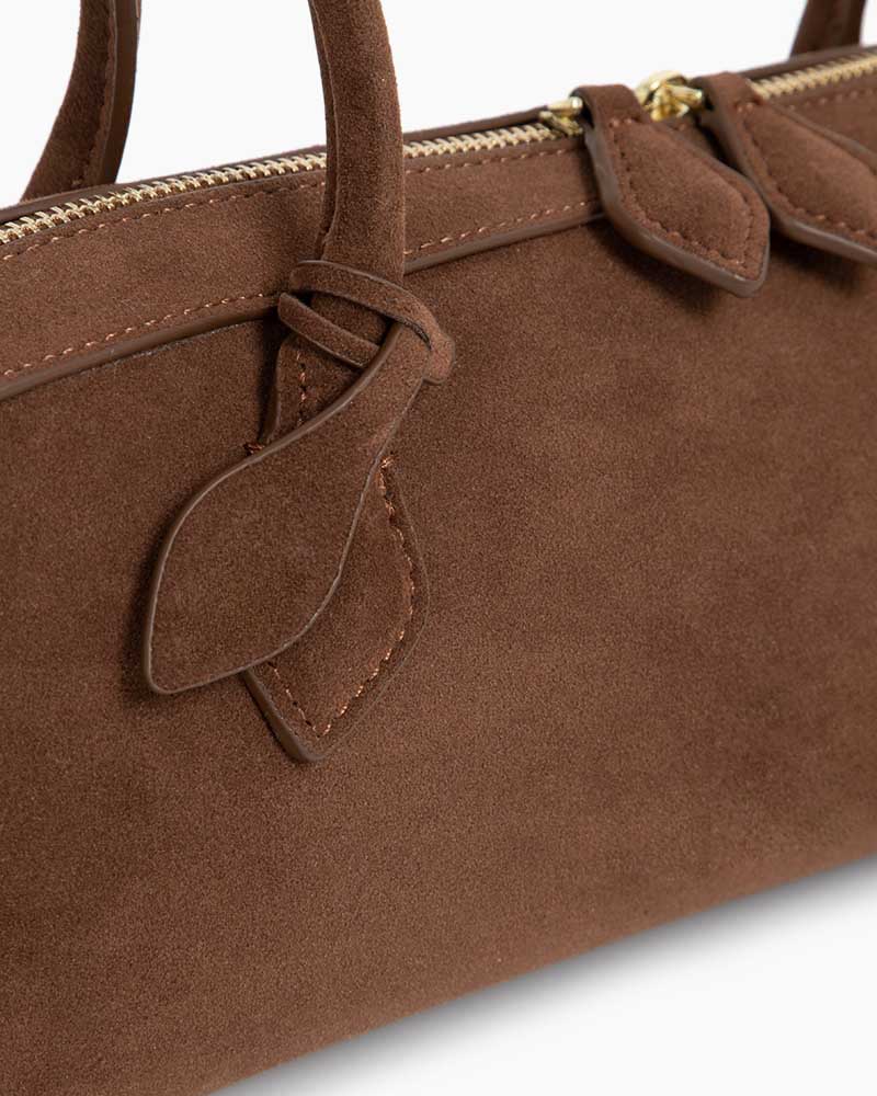 Bolso tote de piel de becerro de ante con doble cremallera y bandolera