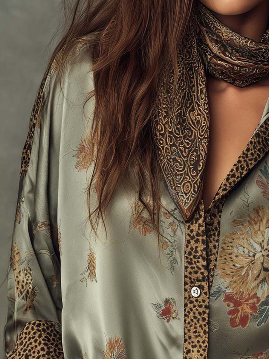 Camisa de Satén con Flores y Ribete de Leopardo