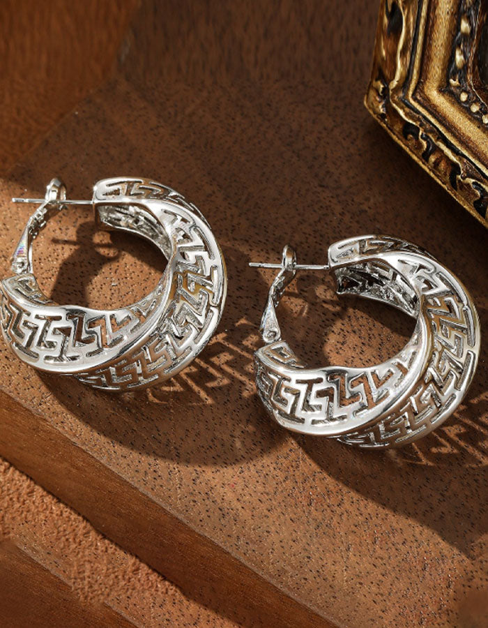 High End Metallic Round Earrings