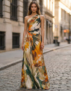 Maxikleid aus Chiffon mit orange-grünem Blumenmuster im Ölgemälde-Stil und einzelner Schulterpartie