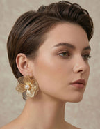 Gold Openwork Flower Earrings