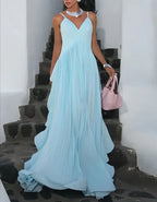 Maxikleid mit Camisole-Top aus eisblauem Chiffon
