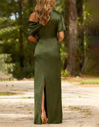 Olivgrünes schulterfreies Maxikleid aus Satin