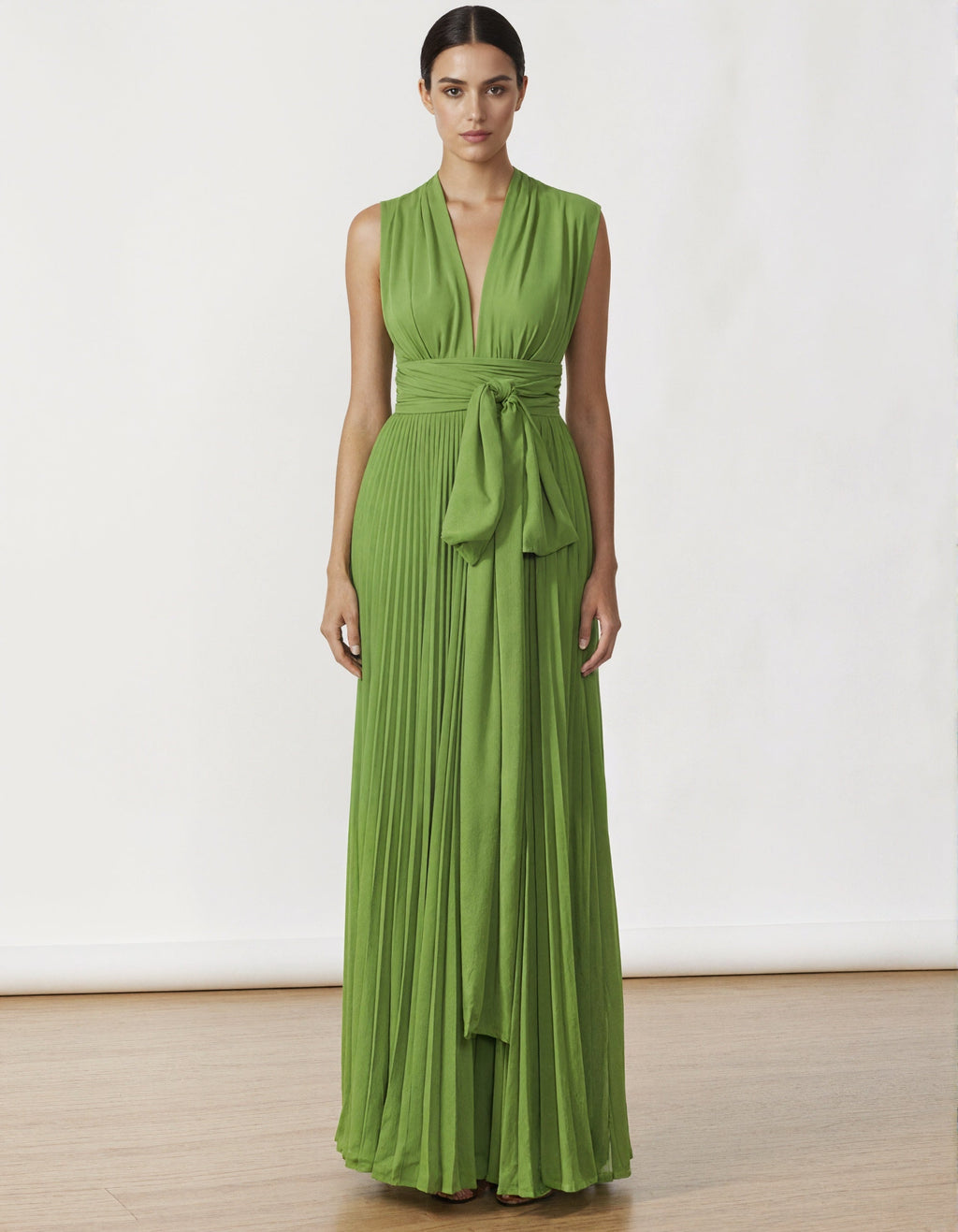 Abito lungo in chiffon plissettato verde prato con nastro
