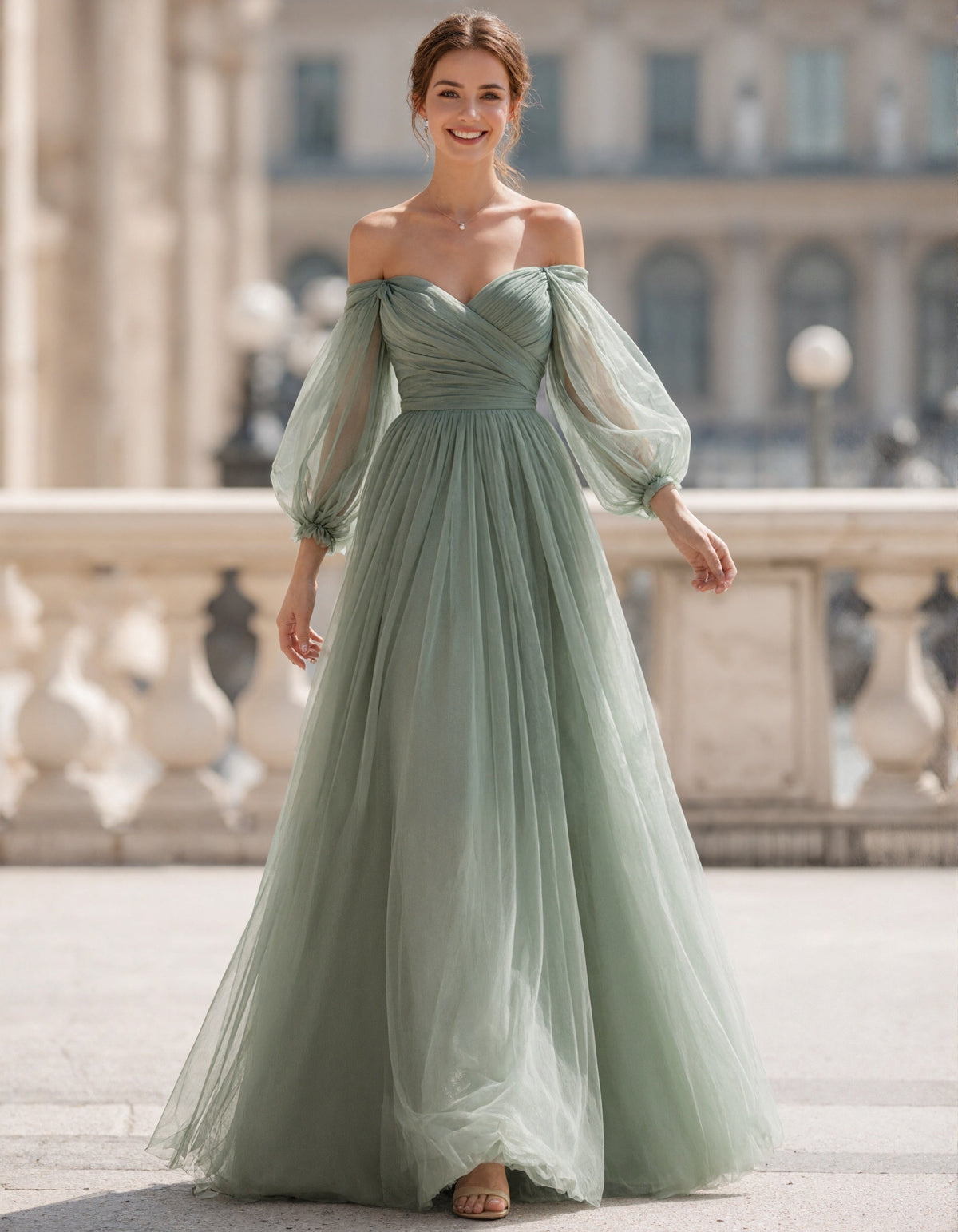 Salbeigrünes schulterfreies Maxikleid aus Tüll mit Puffärmeln und Faltenwurf