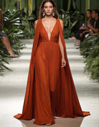 Maxikleid in Orange mit tiefem V-Ausschnitt, Schalkragen-Ärmeln und plissiertem Chiffon