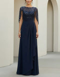 Robe longue en mousseline bleu marine avec manches en dentelle