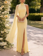 Abito lungo giallo limone con maniche a scialle in chiffon