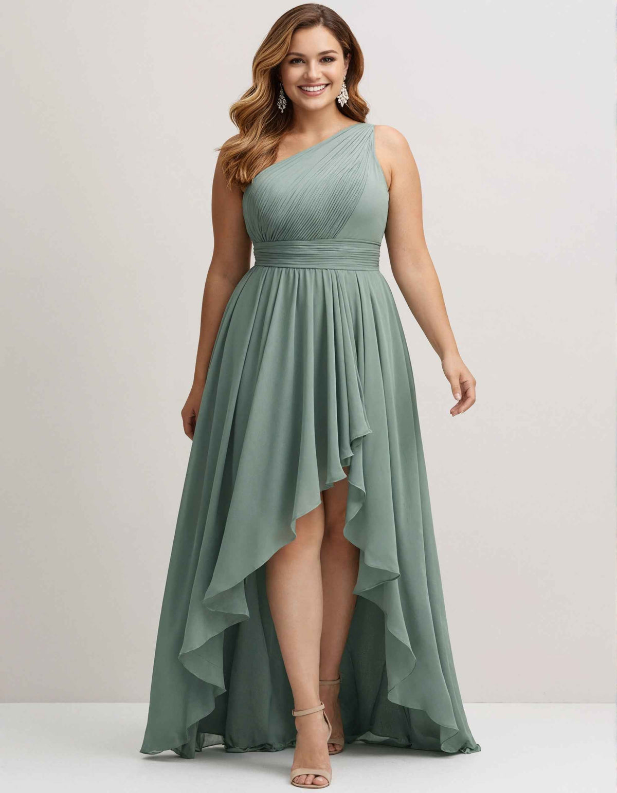 Salbeifarbenes Chiffon-Maxikleid mit einem Träger