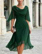 Abito lungo in chiffon blu navy drappeggiato con volant e maniche a tre quarti