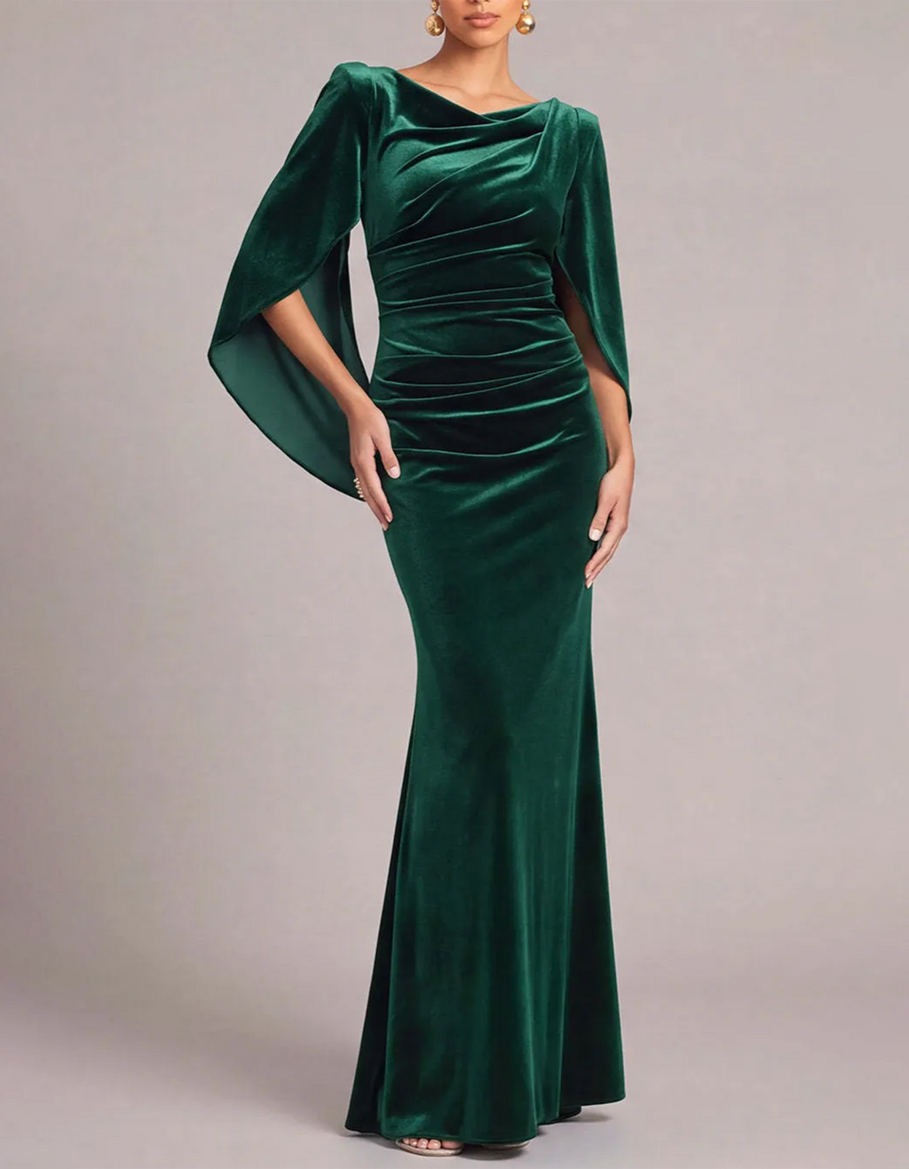 Vestido largo de terciopelo sirena con cuello drapeado y mangas capa
