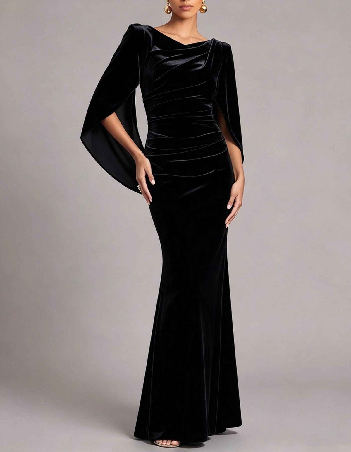 Vestido largo de terciopelo sirena con cuello drapeado y mangas capa