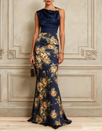 Vestido largo de satén azul oscuro estampado, estilo sirena