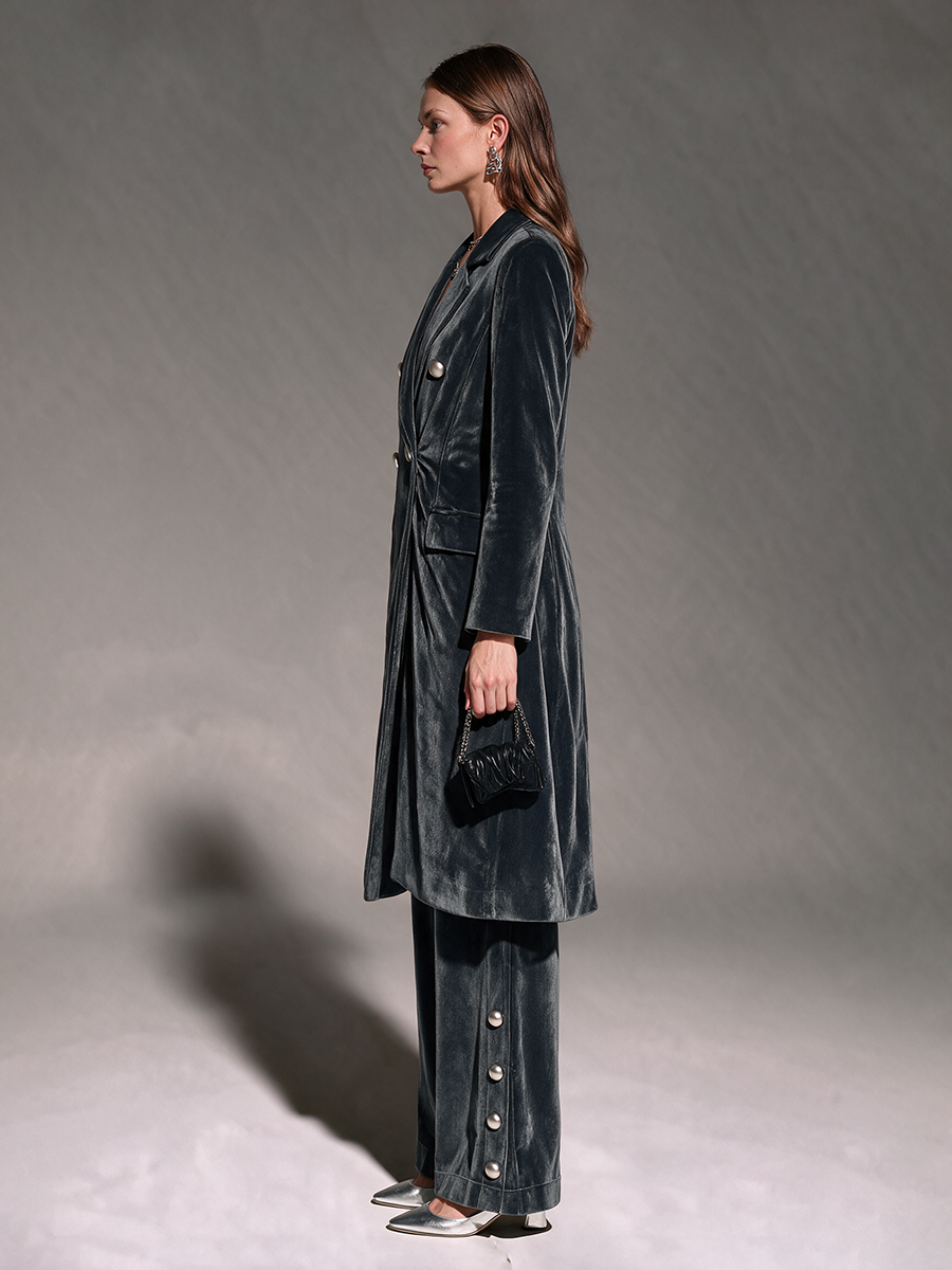 Pantalón ancho de terciopelo gris marengo con botones laterales