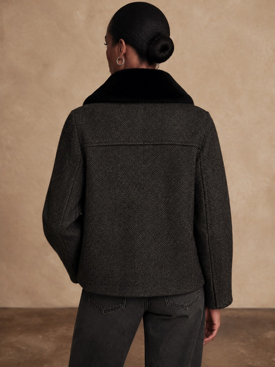 Chaqueta corta retro de espiga con cuello de pelo