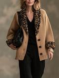 Chaqueta de punto caqui de leopardo con solapa