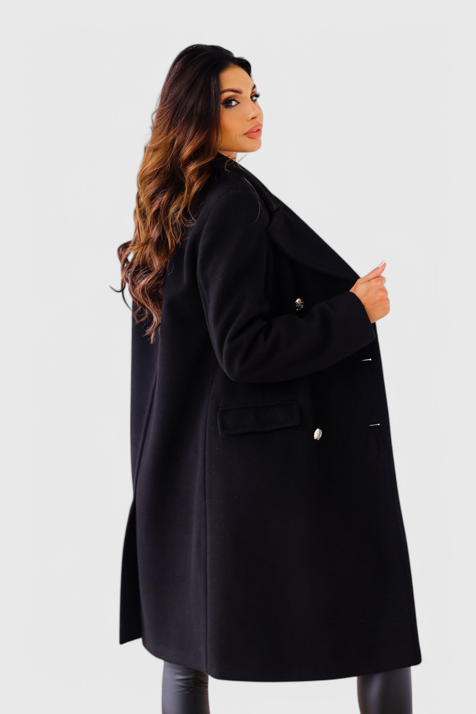 Yara Double-Breasted Wool Coat with a Fitted Cut