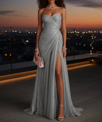 Vestido Largo de Tul Brillante con Escote Corazón