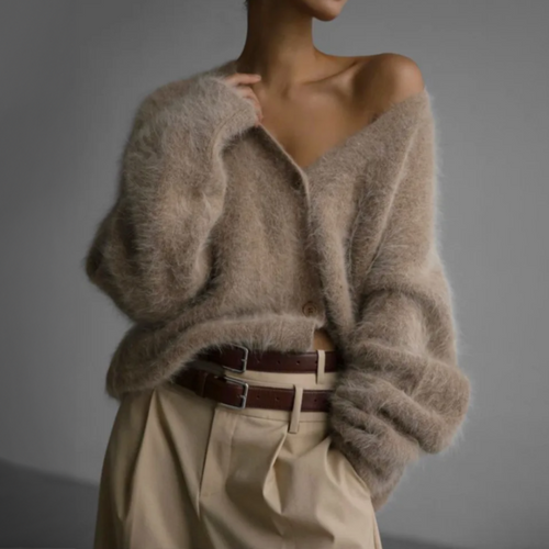 Varm oversizekofta i minkpäls-look