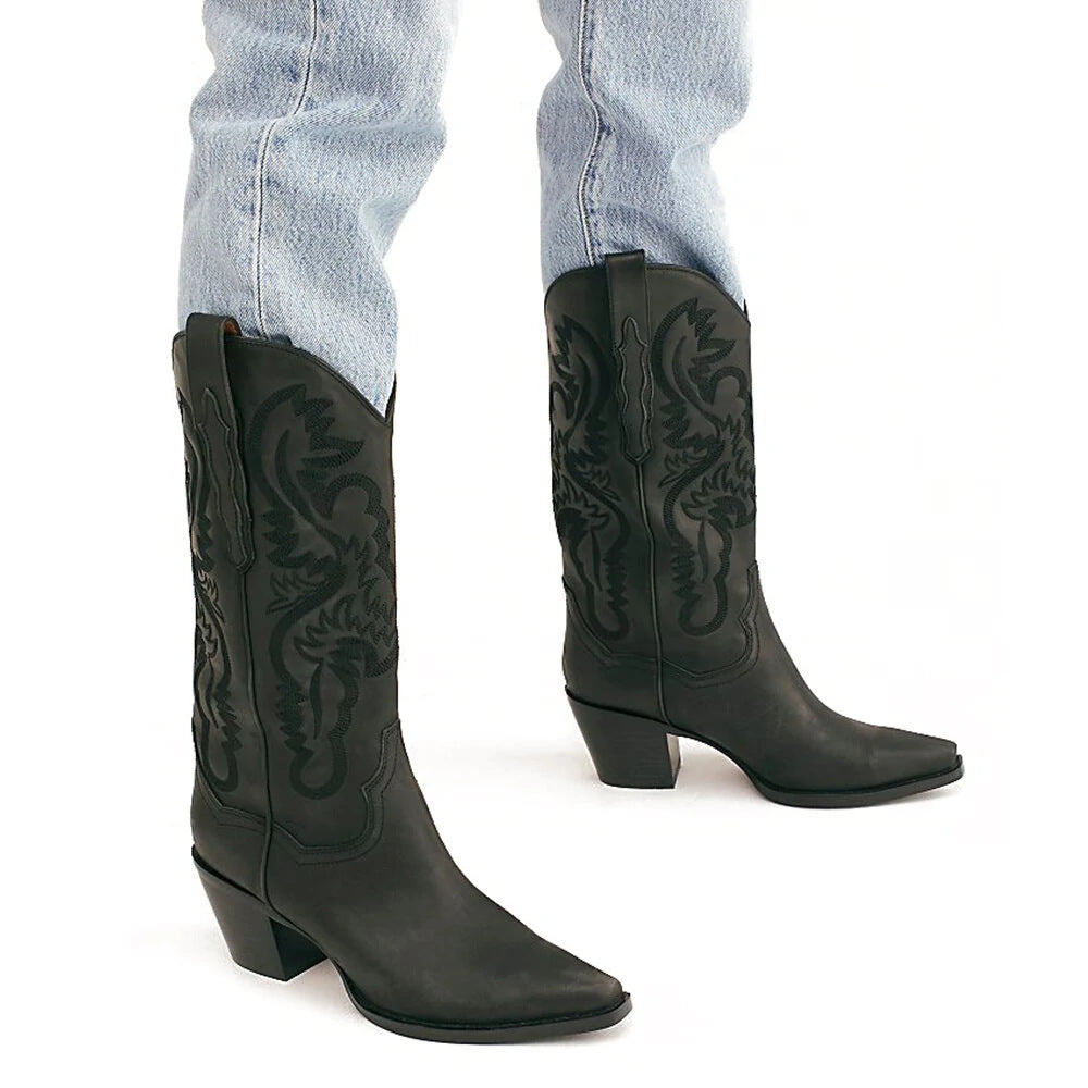 Botas Western con Punta y Tacón Grueso con Bordado