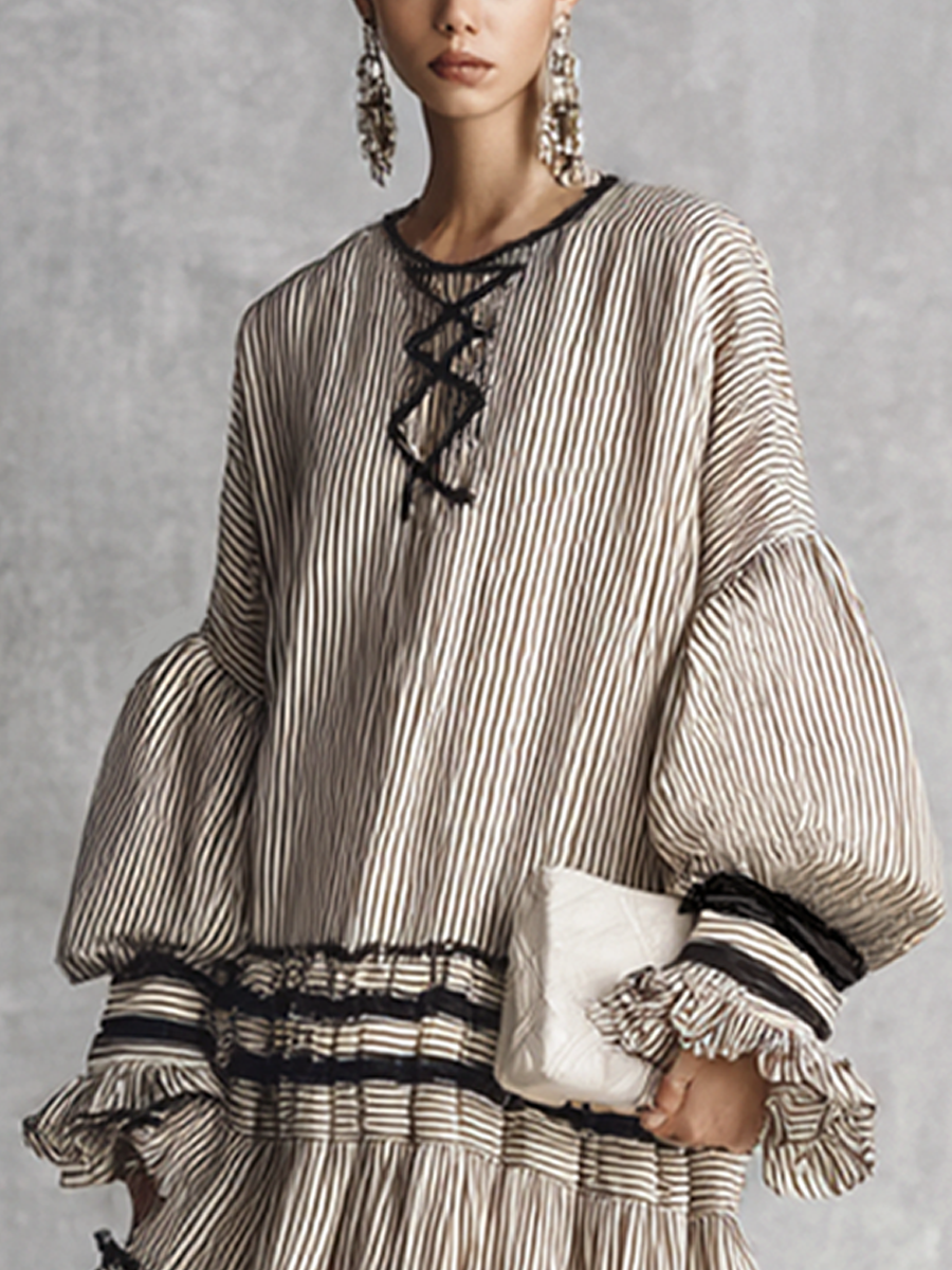Vestido largo boho de rayas con volantes y manga larga