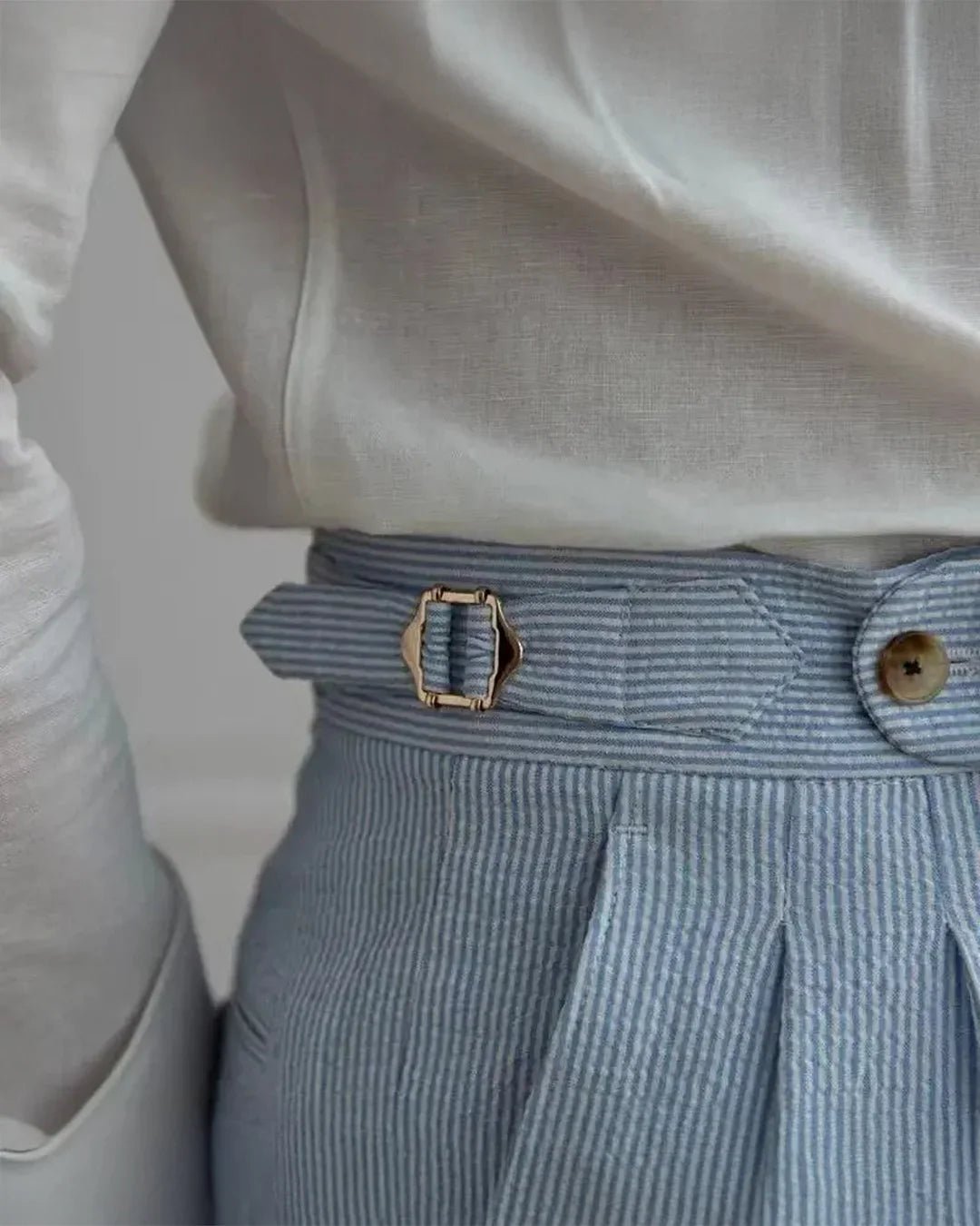 Pantalón con pinzas de seersucker Levoir - LOVRA DESIGN