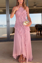 Vestido Maxi Plisado con Tirantes y Cuello Halter, Ribete de Volantes y Dobladillo Asimétrico