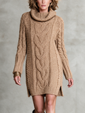 Vestido jersey corto de ochos camel con cuello vuelto y aberturas
