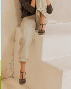 ZAPATO CON CINTURÓN EN T Y TACÓN ESTABLE - LOVRA DESIGN