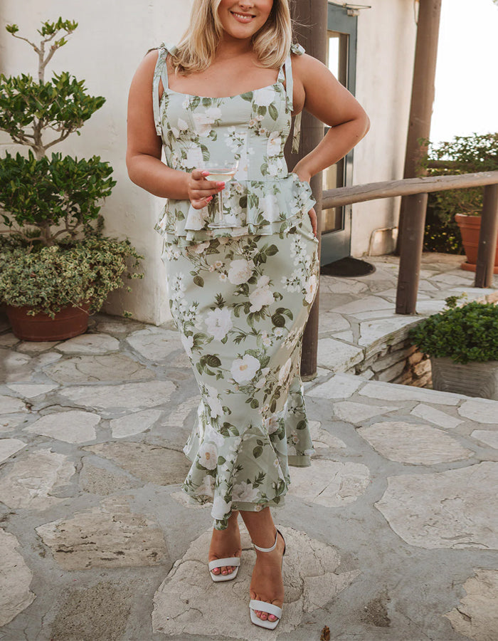 Light Green Floral Pattern Square Collar Bridesmaid Dress