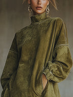 Vestido Mini de Ante Sintético con Cuello Alto y Bajo con Flecos