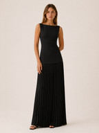 Vestido Largo Plisado Sin Mangas con Escote Barco