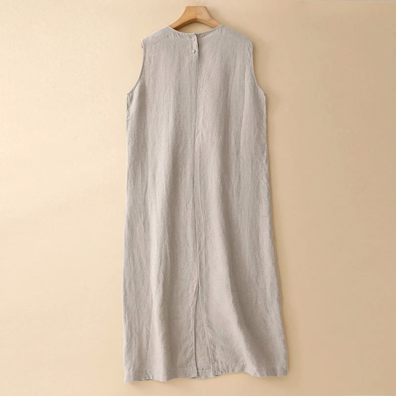 Vestido Midi Bordado Évora