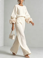 Conjunto de Top con Puños Florales y Pantalón Ancho