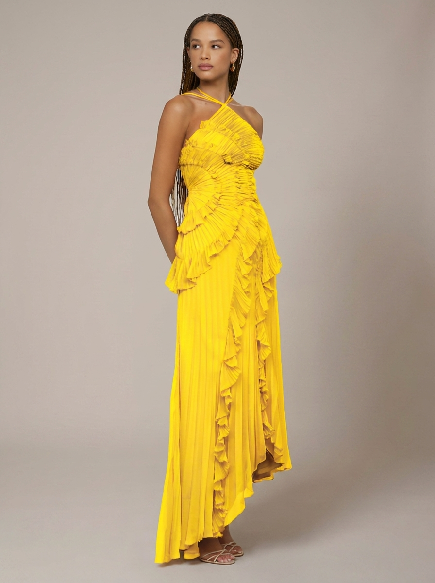 Vestido Maxi cuello halter plisado asimético