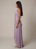 Vestido Maxi cuello halter plisado asimético