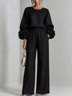 Conjunto de Top con Puños Florales y Pantalón Ancho