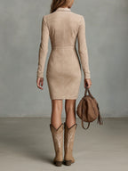 Vestido Midi de Ante Beige Slim con Cuello Solapa y Flores