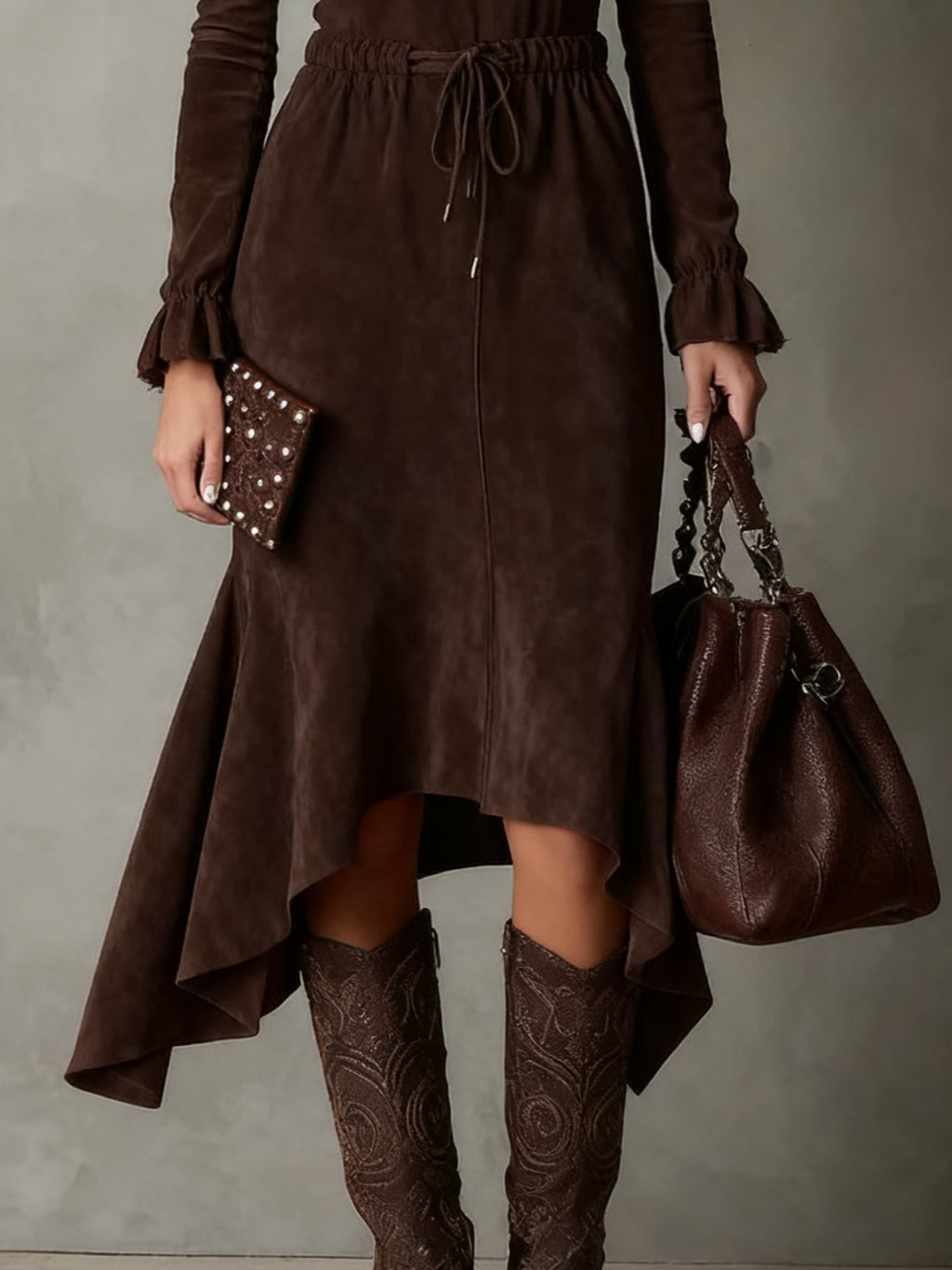 Vestido Midi de Ante Marrón Oscuro Elegante con Cordón y Corte Irregular