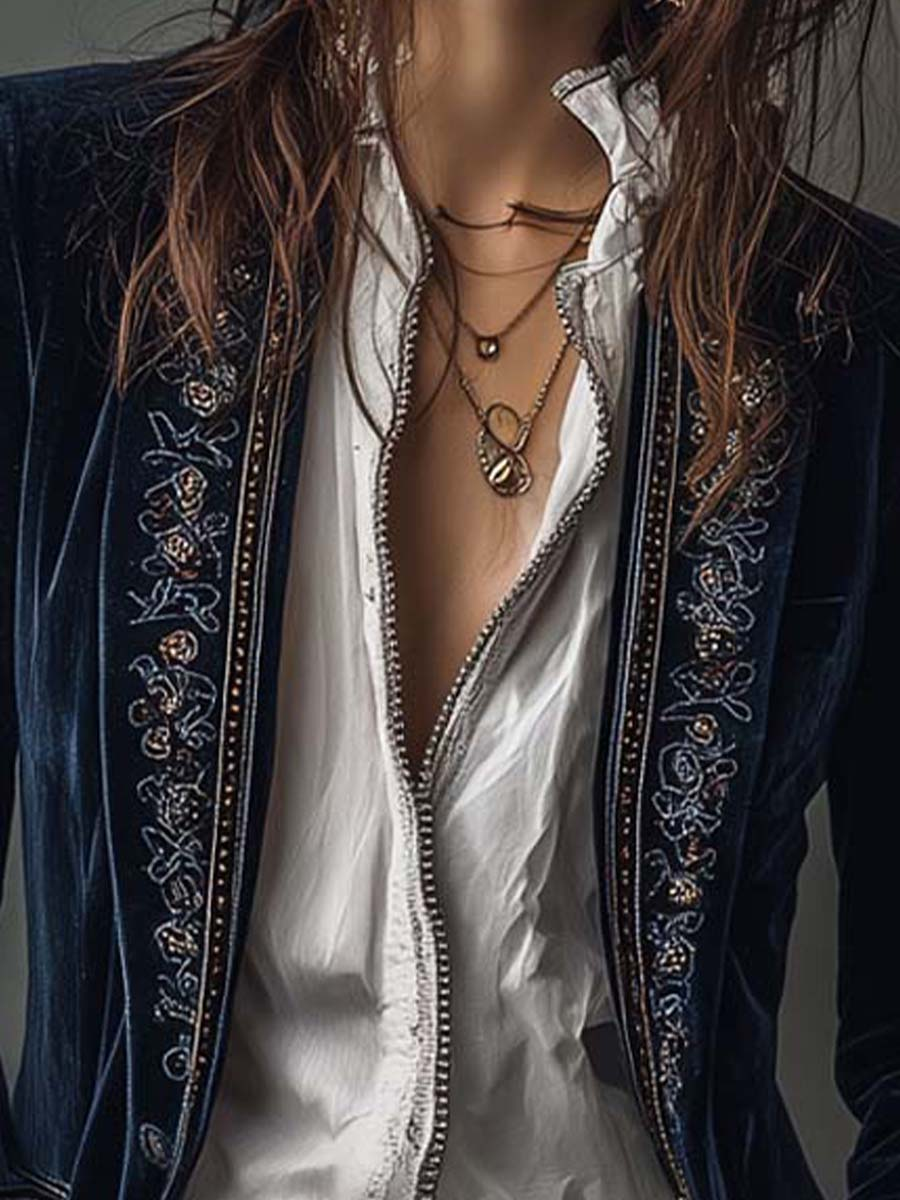 Chaqueta Larga Vintage de Terciopelo Azul Marino con Bordado Floral
