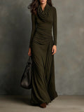 Vestido Maxi Verde Oliva de Punto con Cuello Alto y Plisado