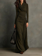 Vestido Maxi Verde Oliva de Punto con Cuello Alto y Plisado