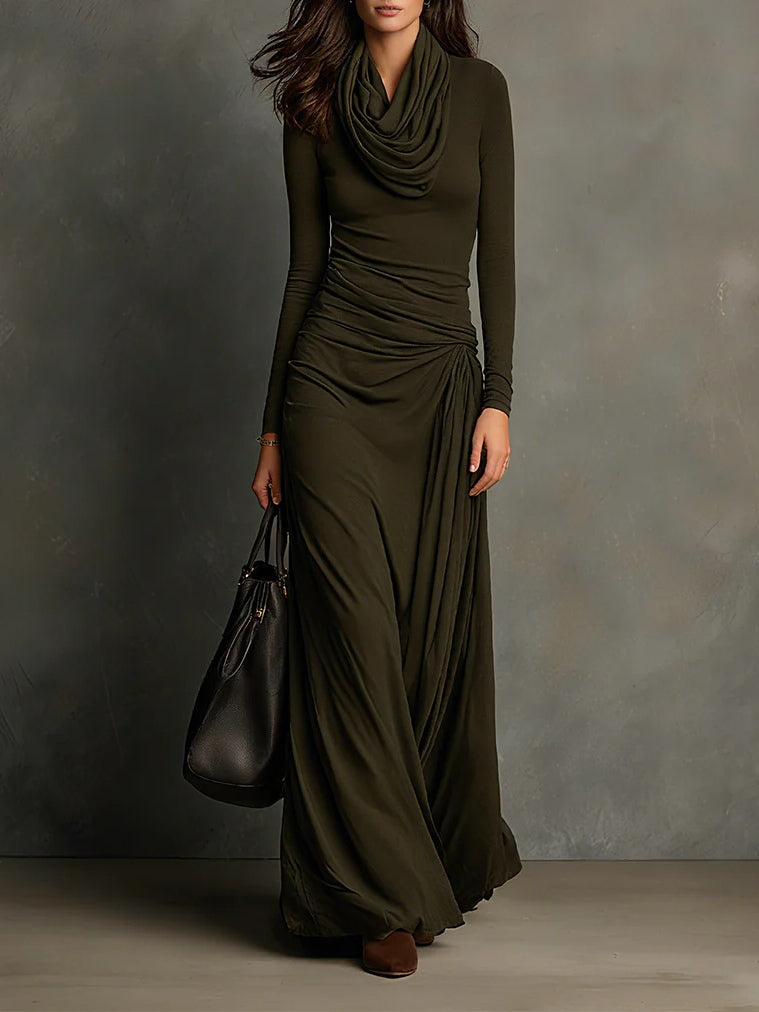 Vestido Maxi Verde Oliva de Punto con Cuello Alto y Plisado