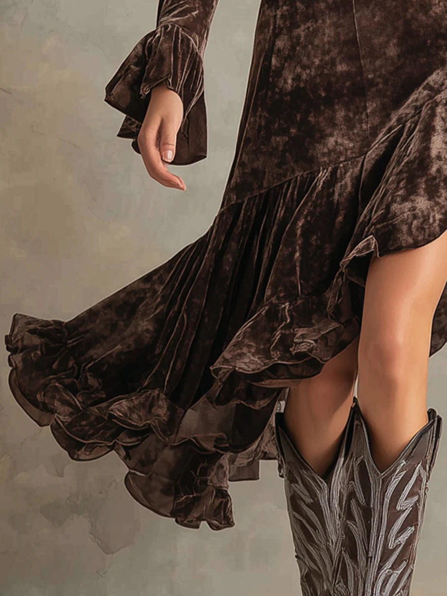 Vestido Midi de Terciopelo con Cuello Alto y Manga Campana