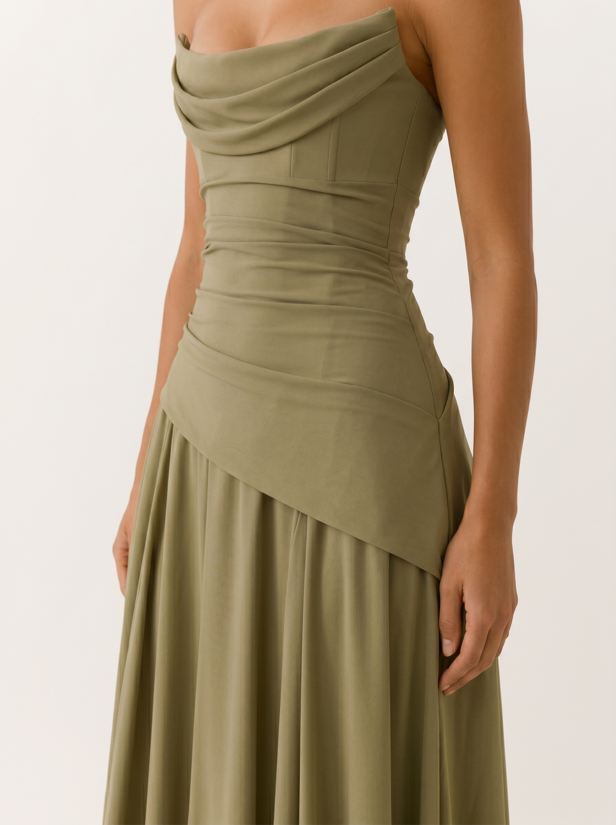 Vestido Largo Palabra de Honor Drapeado de Satén